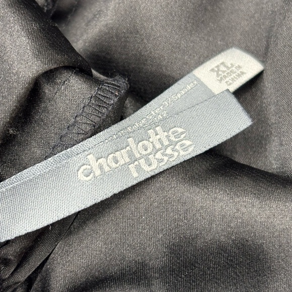 Charlotte Russe Women’s Multi Colored Elastic Waist Ruffled Mini Skirt Size XL - Picture 2 of 6